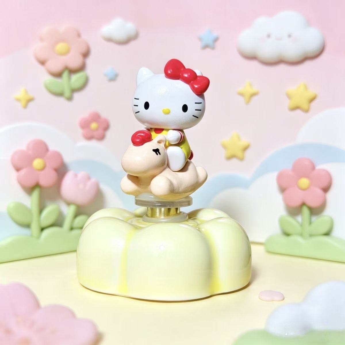 Lucky Kitty Cloud Twirl Spinner